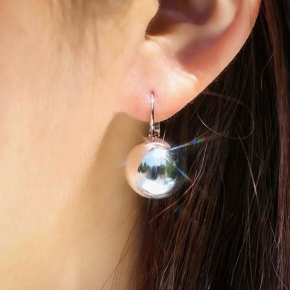 🩶 NEW Elegant Silver Ball Drop Earrings 🩶 - Picture 3 of 5